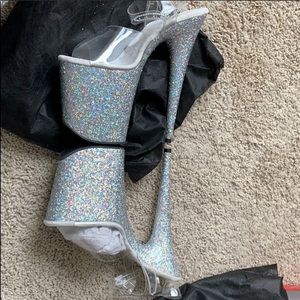 8 inch Flamingo Glitter Pleasers